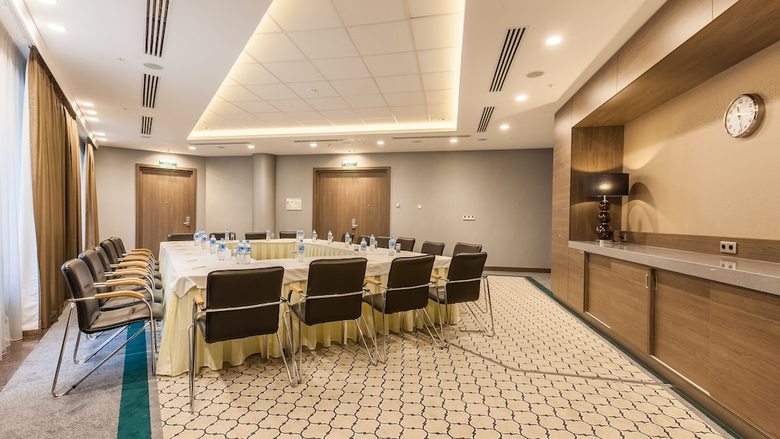 Doubletree By Hilton Hotel Tyumen