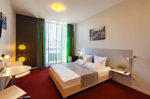 Hotel England Tyumen Center