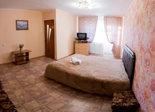 Apartment On Respubliki 175