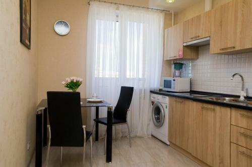 Apartment On Pionerskaya 88g