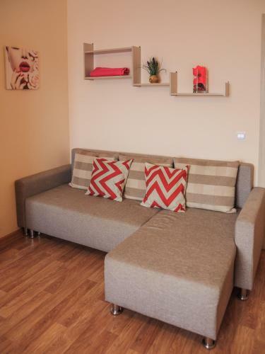 Apartment On Leninskiy 124 B