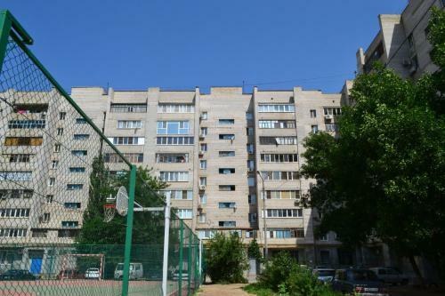 Apartment On Mira 75