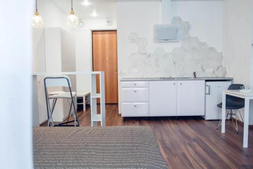 Apartamento Etazhi In Centre