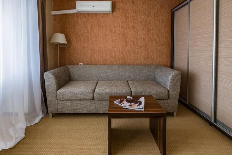 Nn18 Hotel