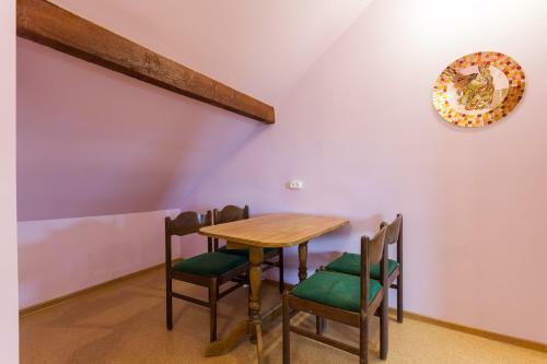 Hostal Apartamienty Na Giertsiena 8a