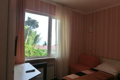 Hostal Anzhelika Albatros Guest House