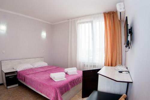 Hostal Anzhelika Albatros Guest House