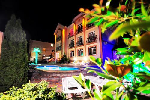 Hostal Valentin Guesthouse