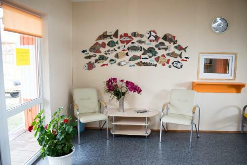 Hostal Holiday Village Bayar
