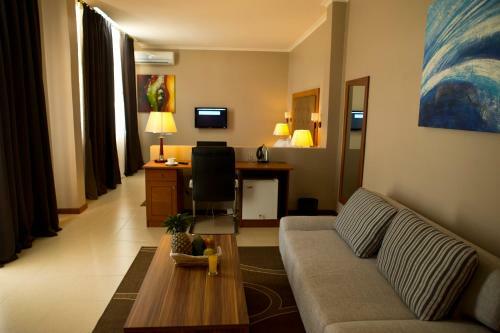 Seascape Hotel & Conference Ltd