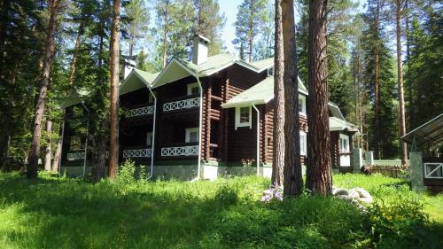 Hostal Hotel Urochishhe Saikol