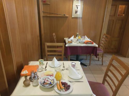 Hotel Vegov Hram