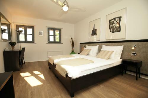 Hostal Apartments Dvor