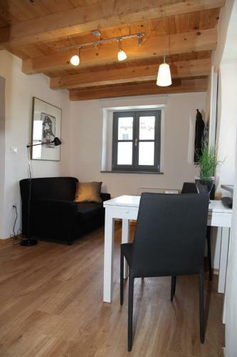 Hostal Apartments Dvor