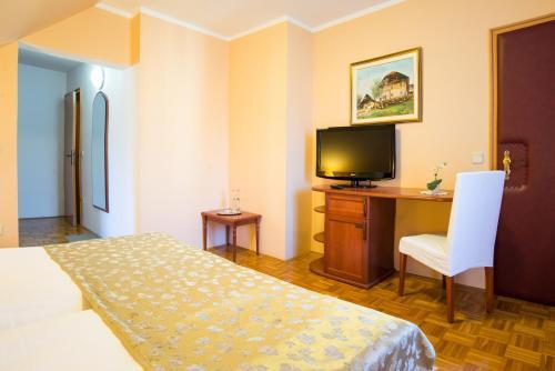 Hostal Penzion Mayer