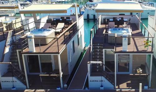 Floating Sea Houses Marina Lux
