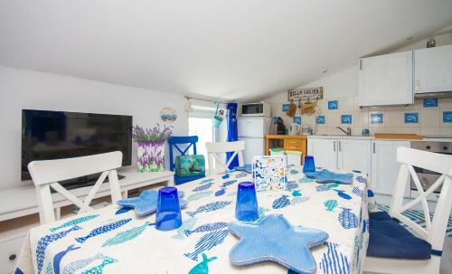Blue Sea Apartment