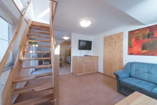Hostal Apartments And Rooms Tolc