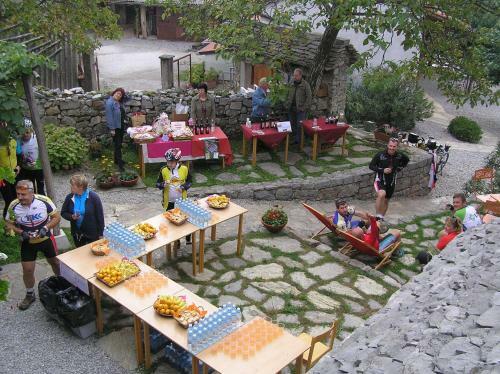 Pliskovica Youth Hostel