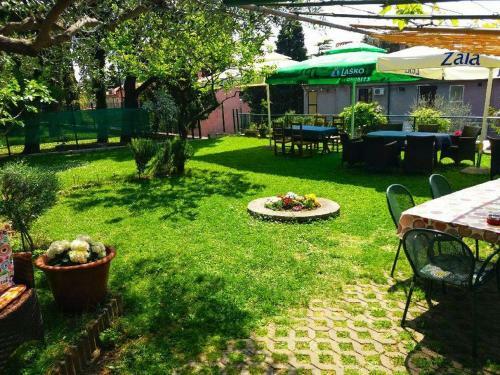 Hostal Apartmaji, Sobe - Obzidje