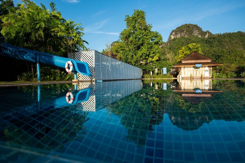 Hotel Bor Saen Villa & Spa