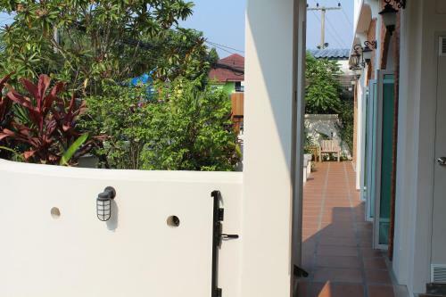 Hotel Baan Pimpisa Bangsaray Boutique Residence
