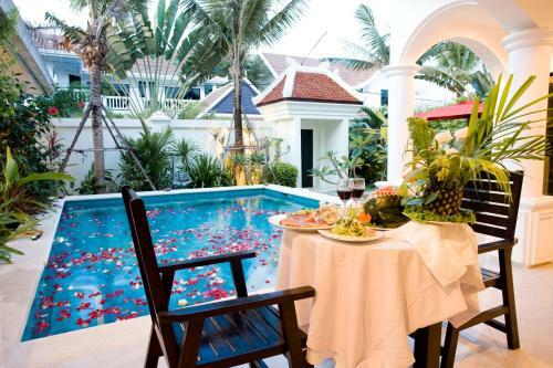 Hotel Palm Grove Resort, Pattaya