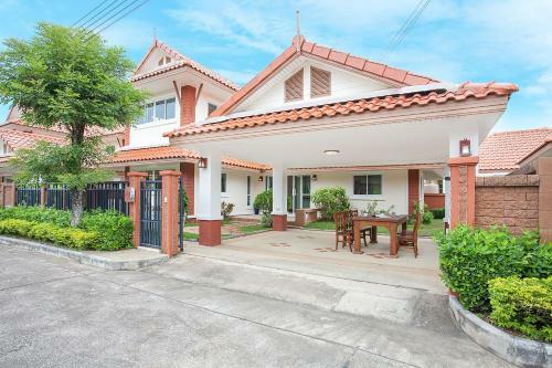 Hotel Baan Thai Lanna Pattaya