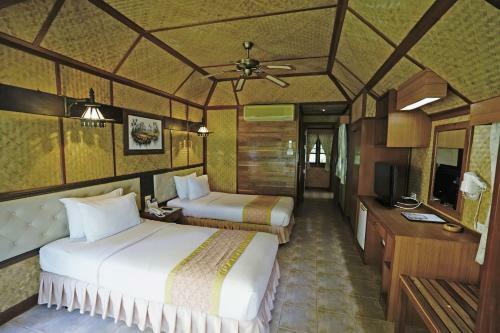 Hotel The Sunset Village