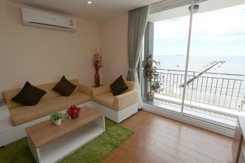 Aparthotel Bbg Seaside Luxurious Service Apartment