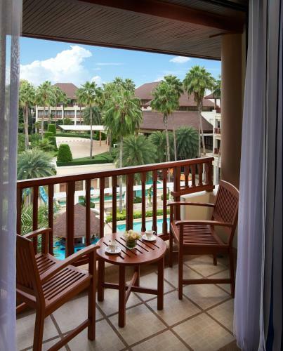 Hotel The Tide Resort