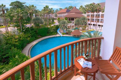 Hotel The Tide Resort