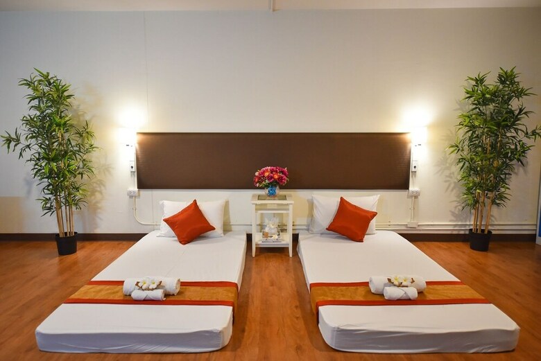 Srivaree Pavilion Hotel And Training Center