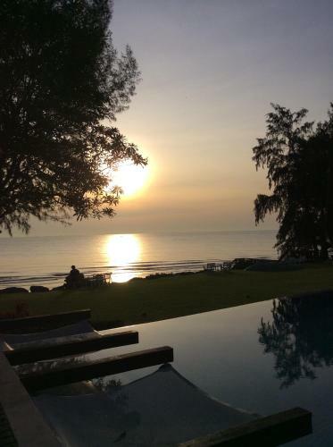 Apartamento Away Baan Nub Kluen Beach Front