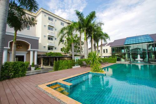 The Green View Hotel