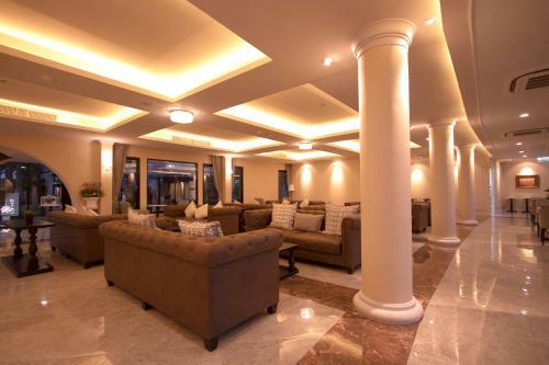 The Green View Hotel