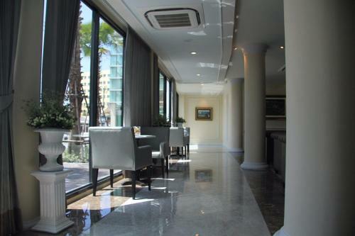 The Green View Hotel