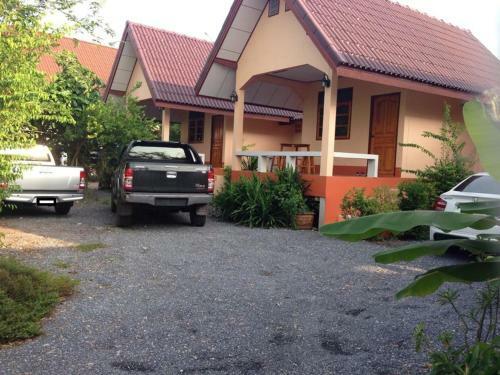 Hotel Chuanchom Resort