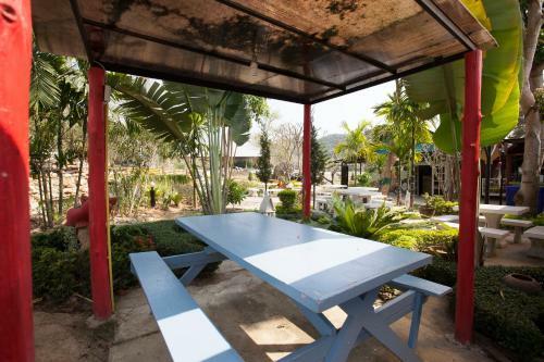 Hotel Baanraisooksangchan