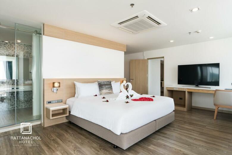 Rattanachol Hotel
