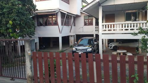 Hostal Kasinpat Home