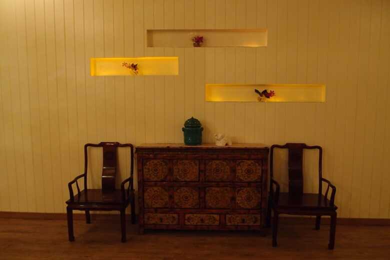 Ploy Palace Hotel