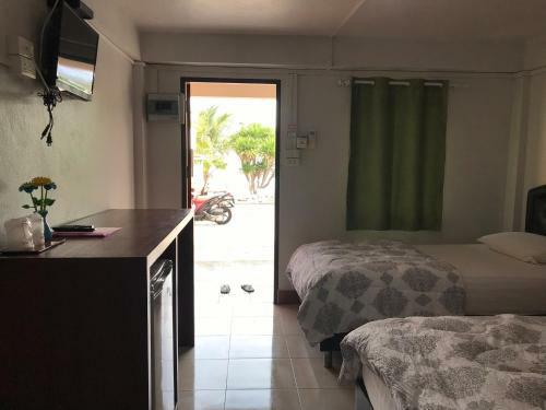 Hotel Rubtawan Sichang Resort