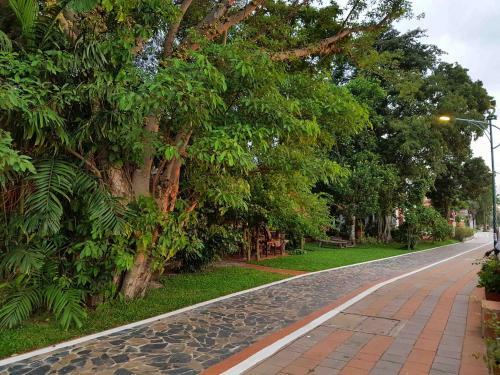 Hostal Mut Mee Garden Guest House