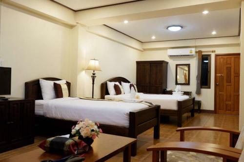 Nanbaankhun Hotel
