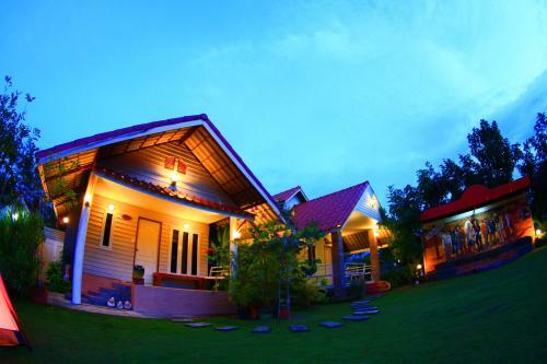 Hotel Hacker's Hill Camping & Resort
