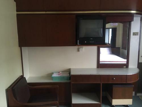 Taksin 2 Hotel