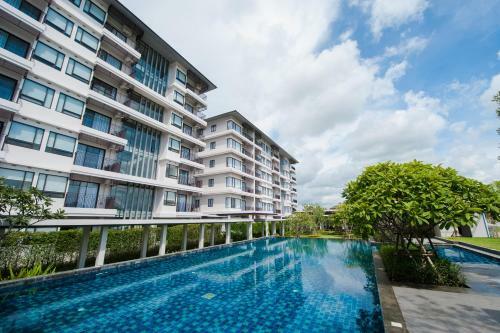 Hotel Burgundy Residence 304