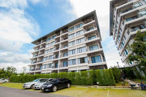 Hotel Burgundy Residence 304