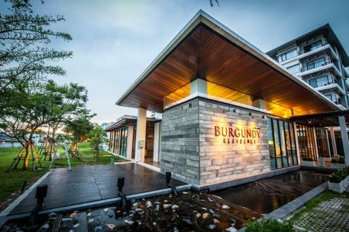 Hotel Burgundy Residence 304